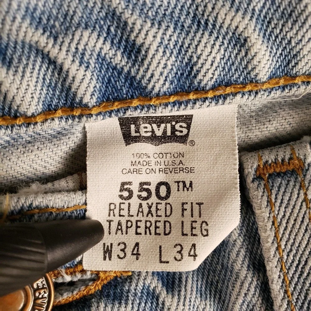 VTG 90s Levis 550 Mens 34x34 Paint Distressed Blue Denim 550-4834 USA Made 1997